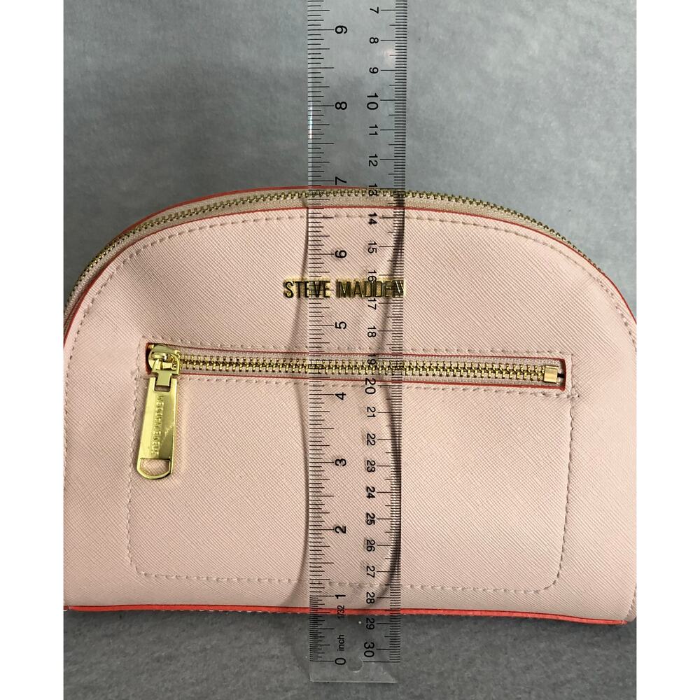 Steve Madden Light Pink Purse w/ Gold Chain Purse Strap - Picture 6 of 8